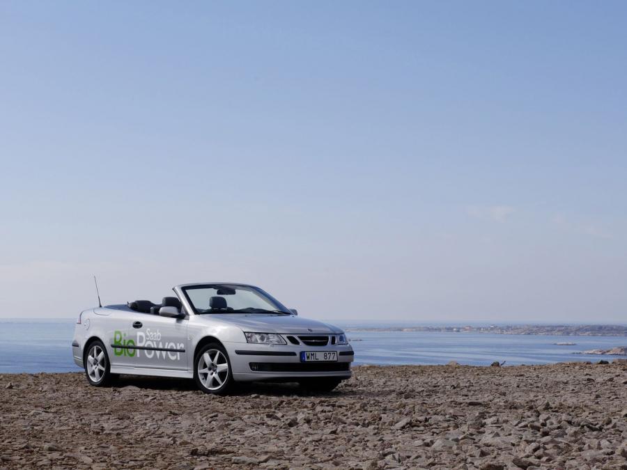  Saab 9-3 BioPower Convertible 2006 года  (фото 4 из 16)